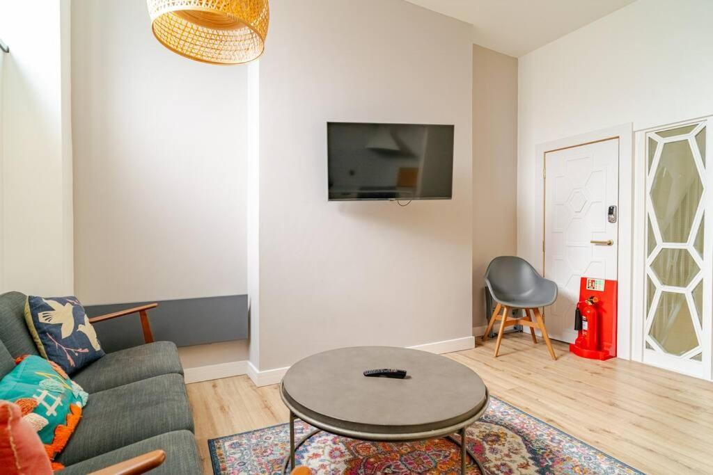 Stunning 2 Bed Apartment, Heart Of The Barbican Plymouth Eksteriør bilde